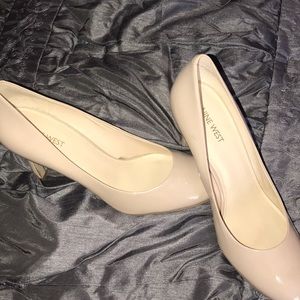 Nine West nude heels